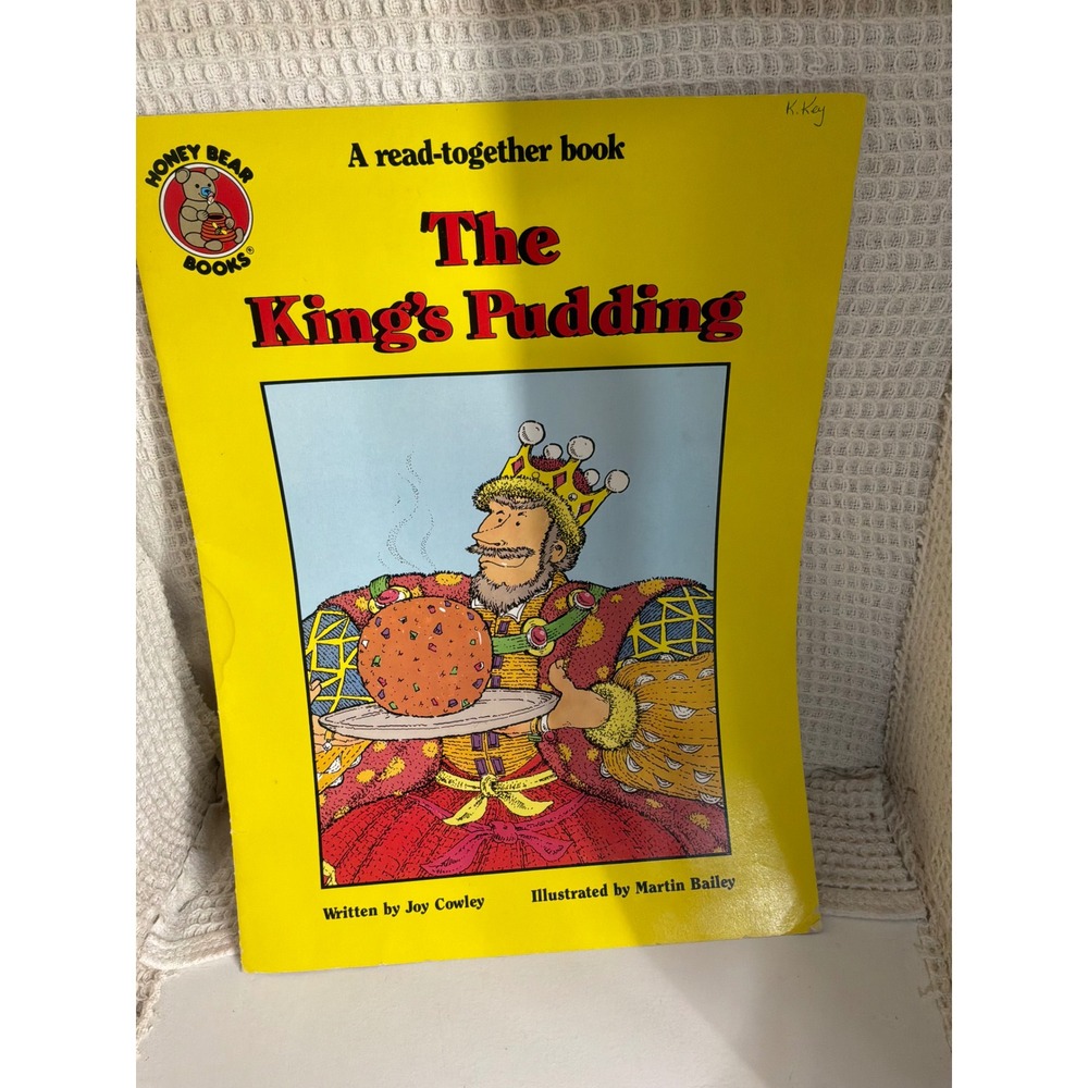 Vintage Childrens Honey Bear Books The Kings Pudding Large Softcover Yellow